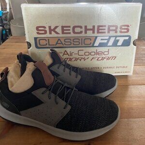 Sketchers Camben  Classic Fit, Air Cooled NIB Men's 10 Black and Grey